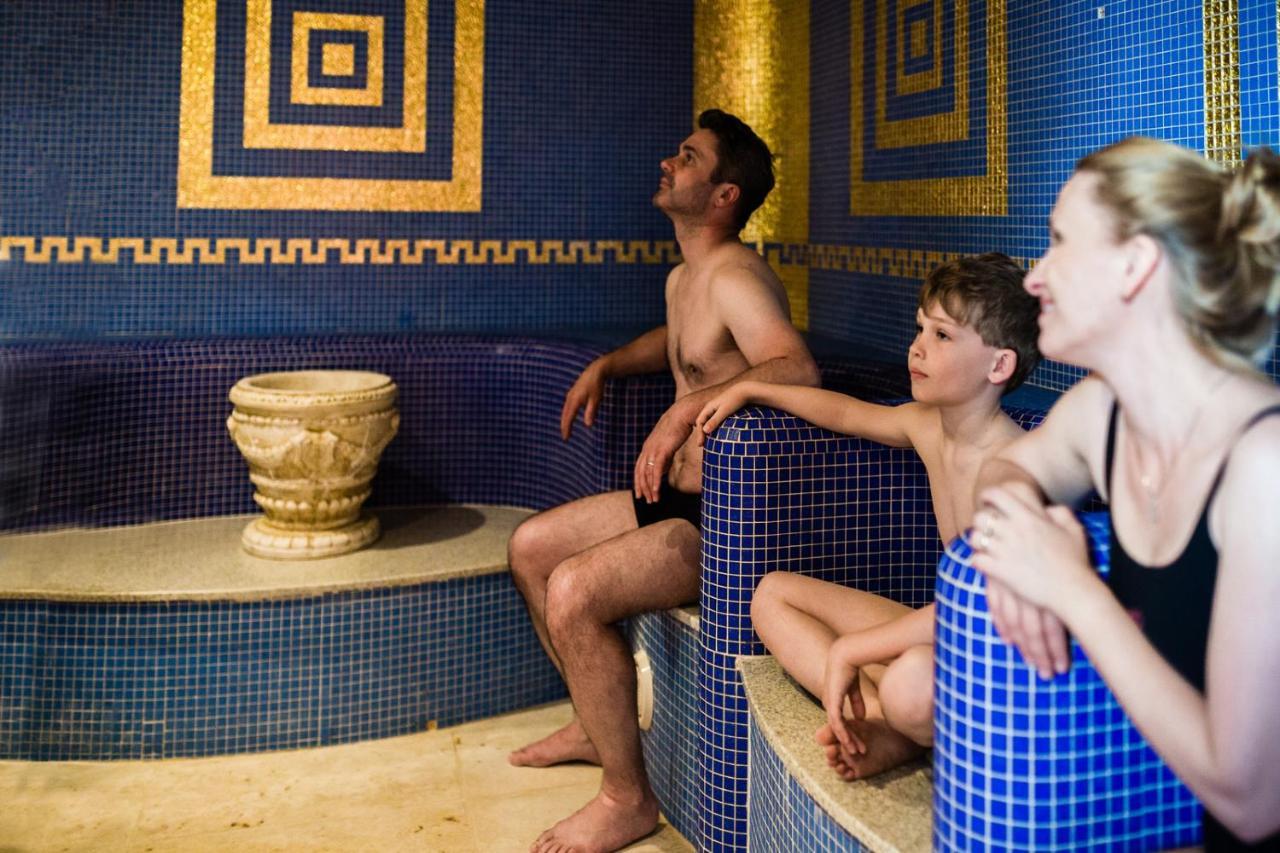 Lazensky A Wellness Hotel Nivamare ลูฮาโชวิตเซอ ภายนอก รูปภาพ