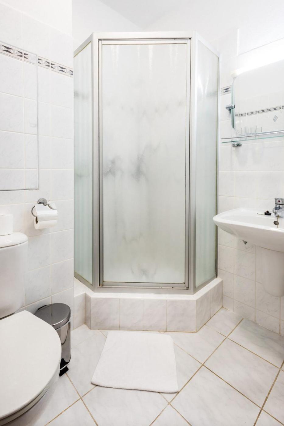 Lazensky A Wellness Hotel Nivamare ลูฮาโชวิตเซอ ห้อง รูปภาพ